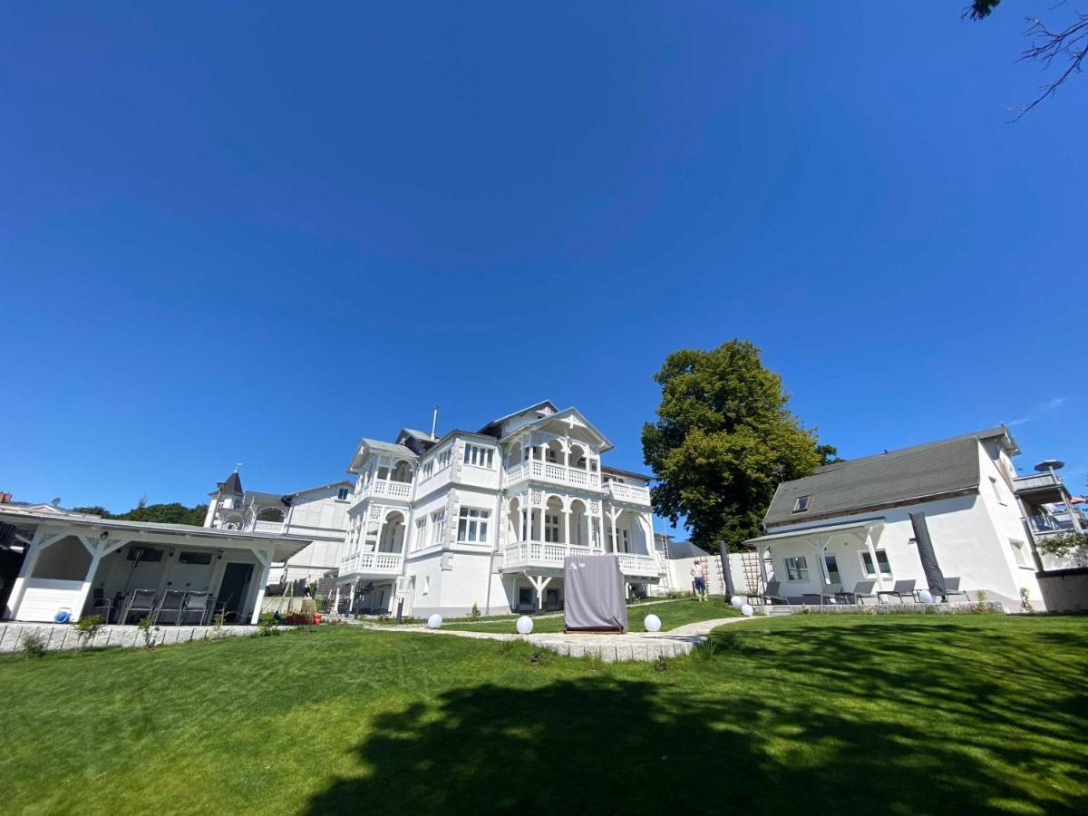 Villa Jenny - Ferienappartement 1 Mit Meerblick Sassnitz Zewnętrze zdjęcie